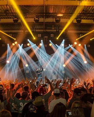 Live concert by Jupiter Coyote